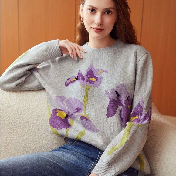 MOTF | Floral Sweater - Picture 2 of 12